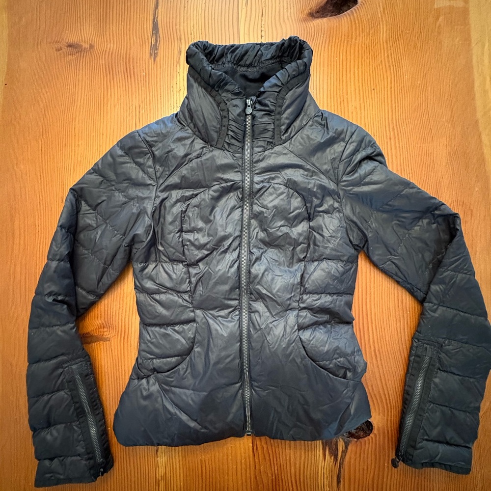 Lululemon Women's Black Quilted Puffer Jacket